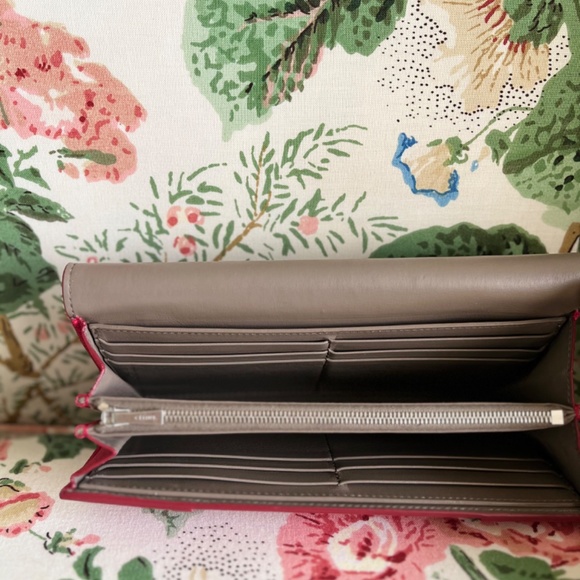 Celine Pink Bifold Snap Wallet - Large - Picture 8 of 9